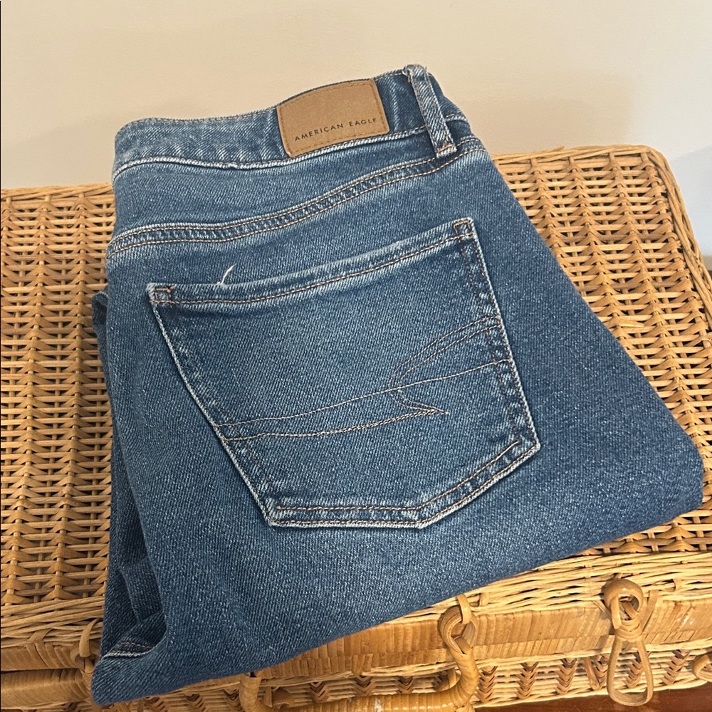 American Eagle Tomgirl Jeans cotton modal blend size 0 regular